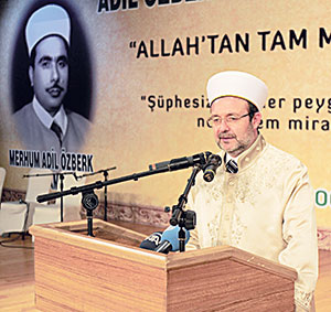 Doçentlerimiz, profesörlerimiz çoğaldı ama alimlerimiz azaldı