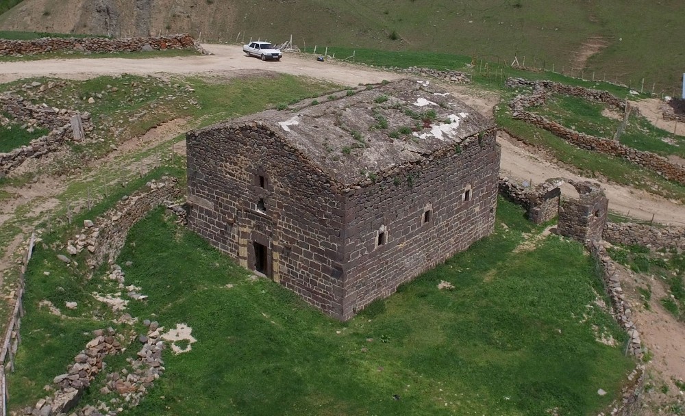 169 yıldır restore edilmeden ayakta duruyor 