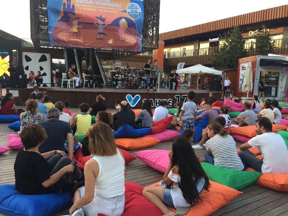 17 Burda’da yaz konserleri devam ediyor 