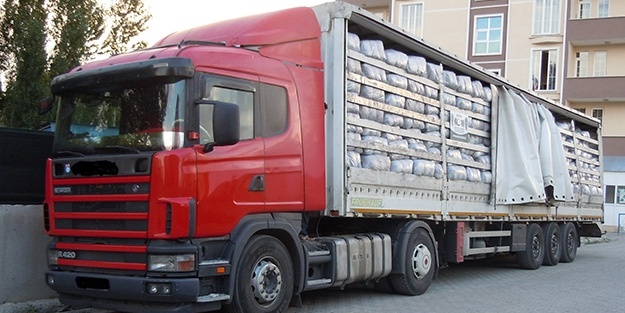 17 ton kaçak çay ele geçirildi