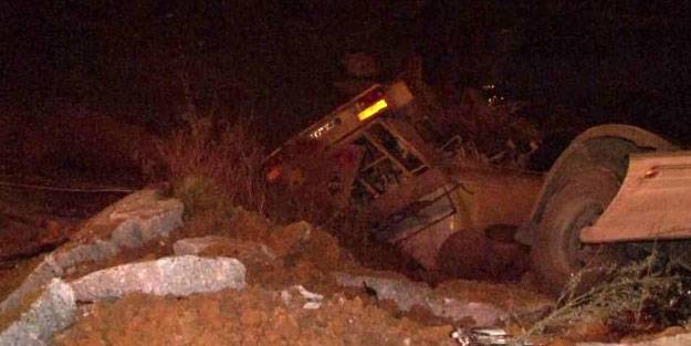 17 ton oksijen yüklü tanker dereye uçtu