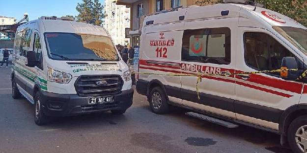 17 yaşındaki oğlunu öldürdü, eşi ve bir çocuğunu da yaraladı