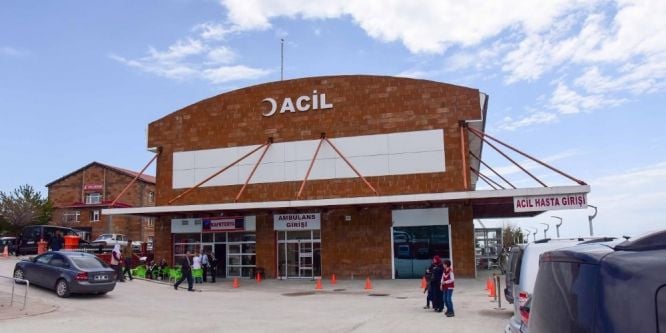 Ahlat Devlet Hastanesi yeni binasında