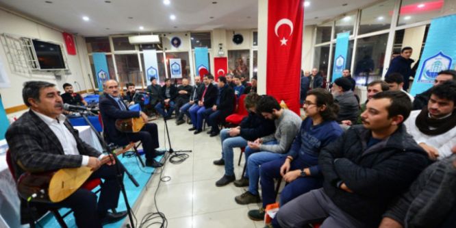 Kıraathane kültürü yaşatılıyor