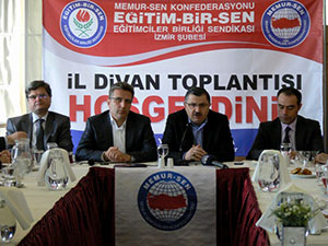 “Başörtüsü özgürlüğüne yasal teminat şart”