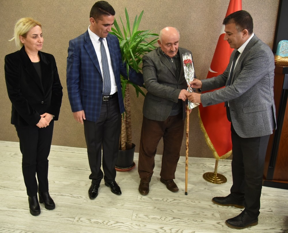 18-24 Mart Yaşlılara Saygı Haftası 