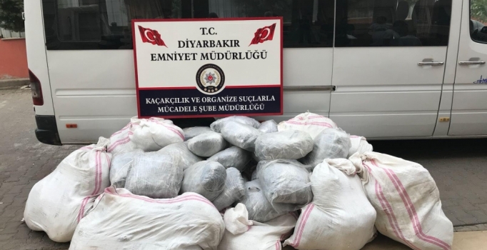 18 günde toplam 1 ton 239 kilo esrar ele geçirildi
