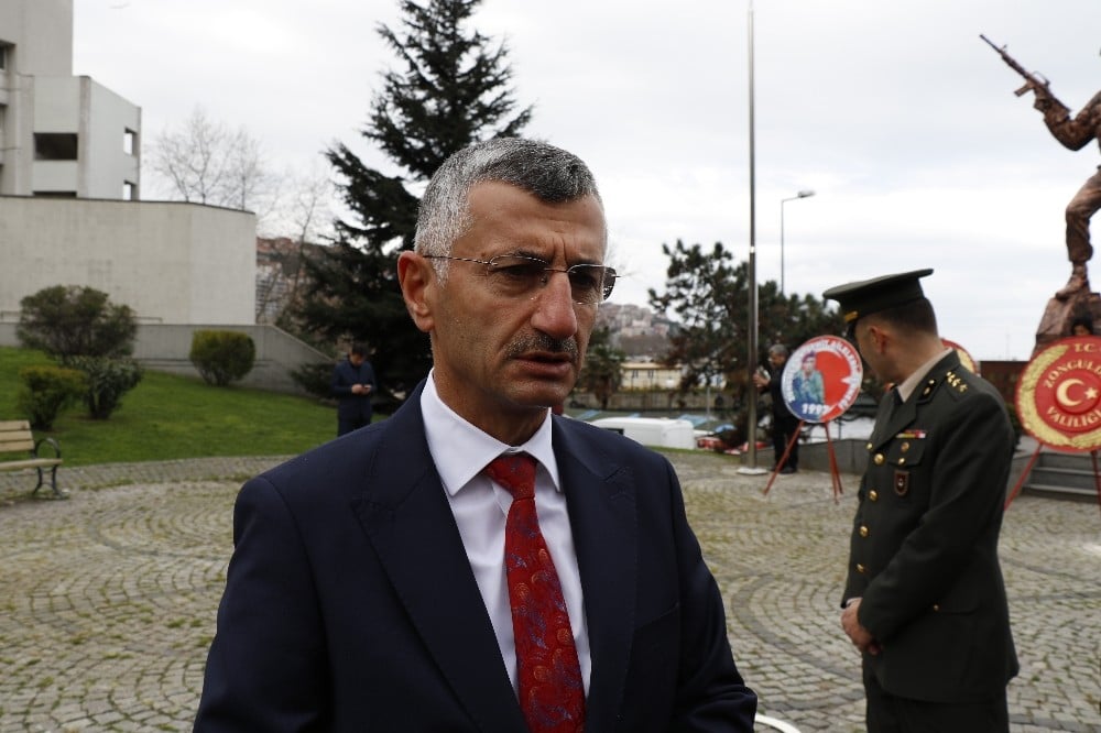 18 Mart töreninde korona virüs tedbiri 