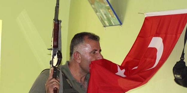 3 saat boyunca tek başına teröristlerle...