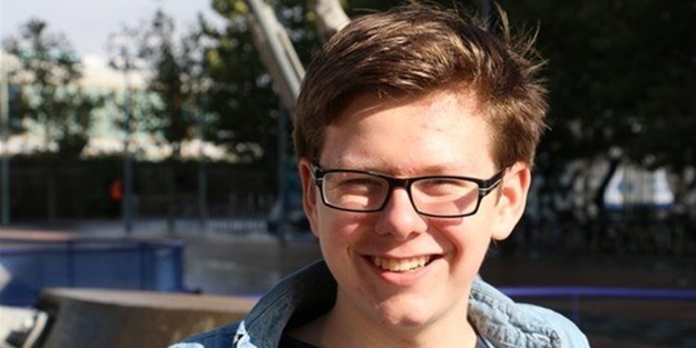 18 yaşında milyoner oldu!