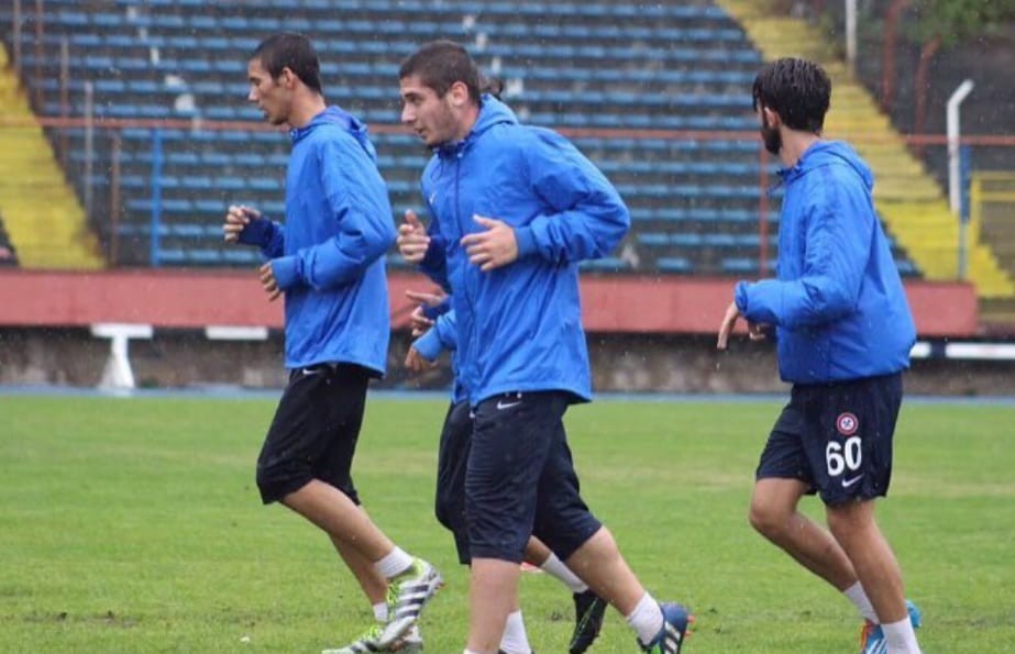 18 yaşındaki futbolcu, madenci oldu 