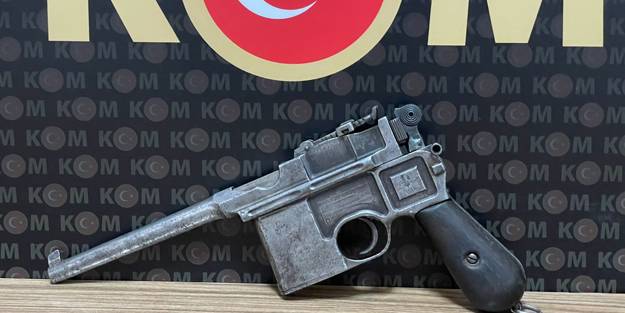 18. yüzyıla ait yarı otomatik tabanca ele geçirildi!