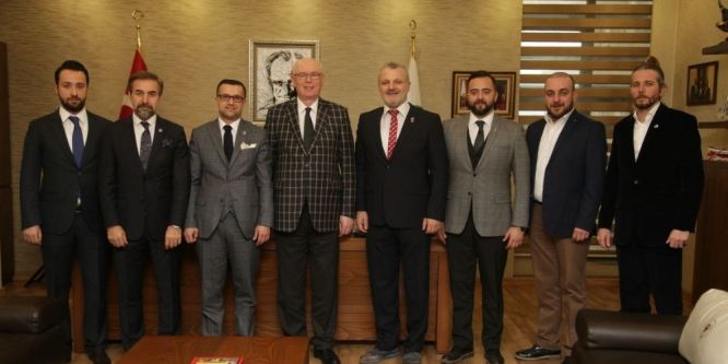 Genç işadamlarından süpriz ziyaret