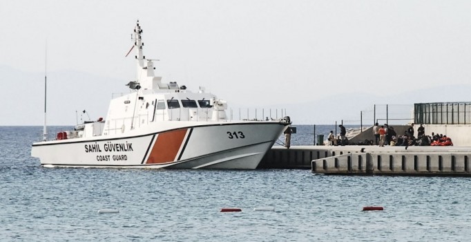 182 sığınmacı ve kaçak yakalandı