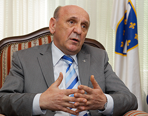 Boşnaklara seçim tuzağı!