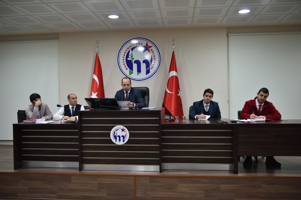 1881 yılından bu yana belediye tarihinde bir ilk 