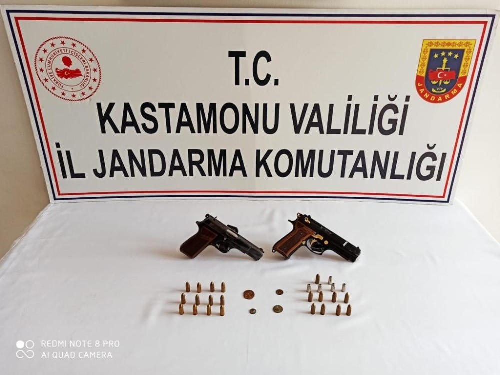 19 ayrı suçtan aranan cezaevi firarisi kovalamaca sonucu yakalandı 