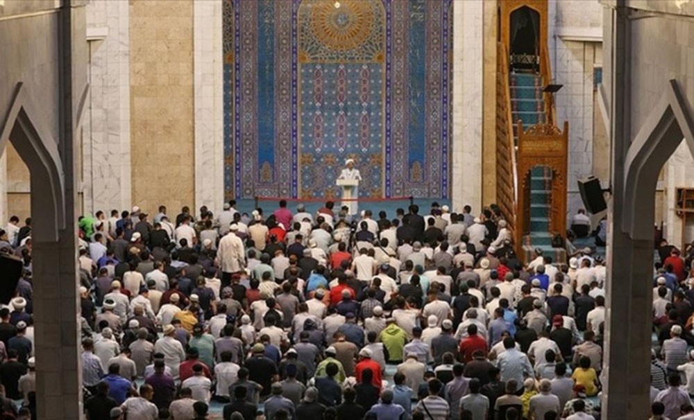 19 bin camide yağmur duası! Cezayir çöle döndü!