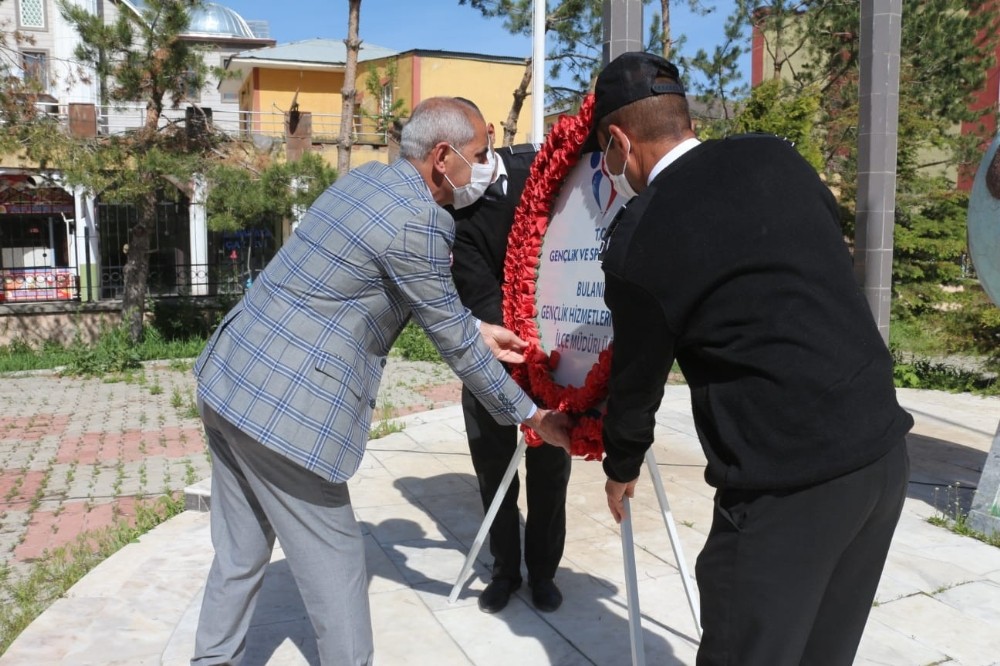 19 Mayıs Atatürk’ü Anma, Gençlik ve Spor Bayramı 