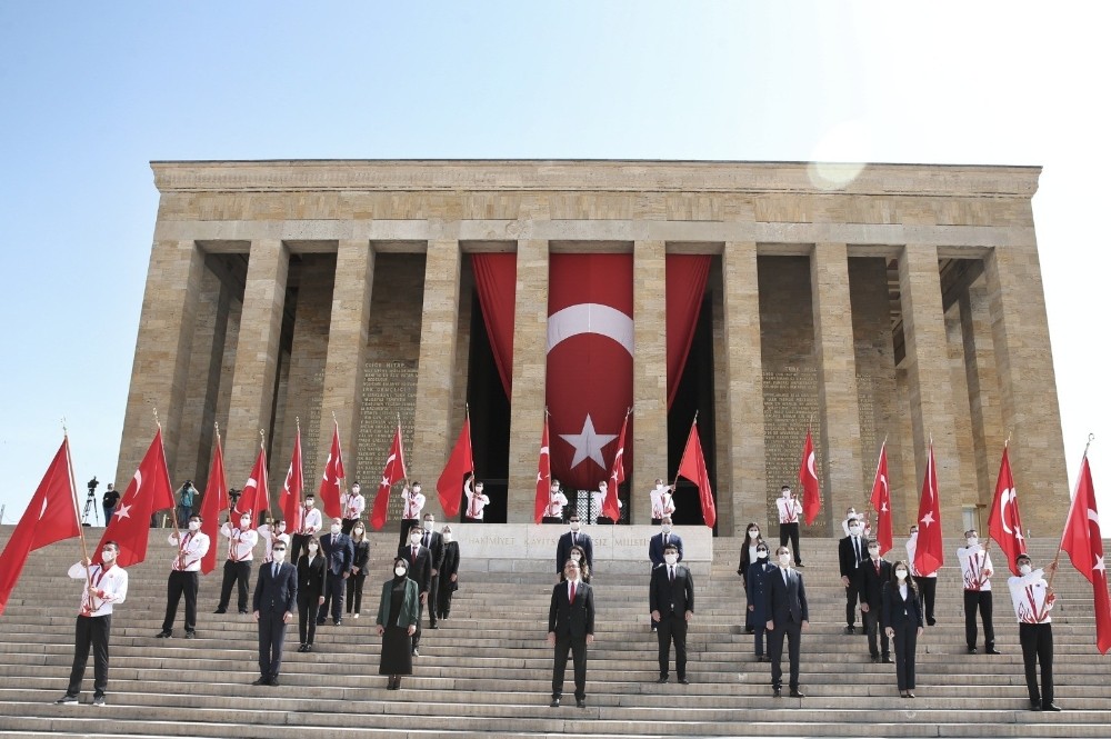 19 Mayıs’ta Türk Gençliğini voleybolcular temsil etti 