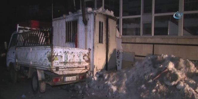 Site bekçisi kulübesinde ölü bulundu