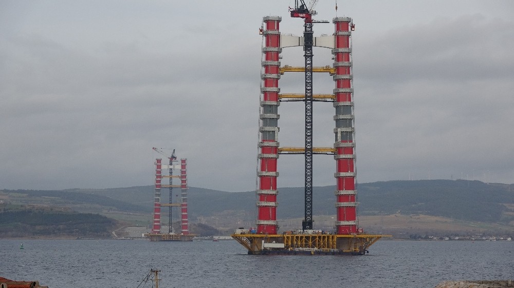 1915 Çanakkale Köprüsü’nün ayakları 150 metre uzunluğa ulaştı 