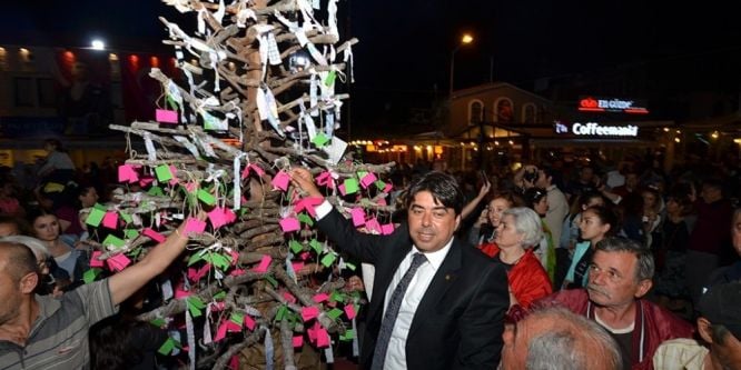 İzmir’de hıdrellez coşkusu