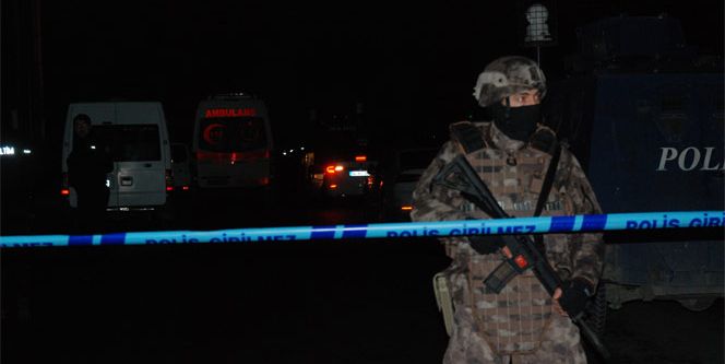 Gaziosmanpaşa’da polise silahlı saldırı: 1 ölü, 1 yaralı