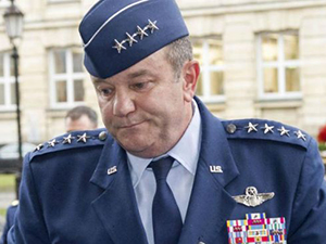NATO’nun başına Breedlove geldi