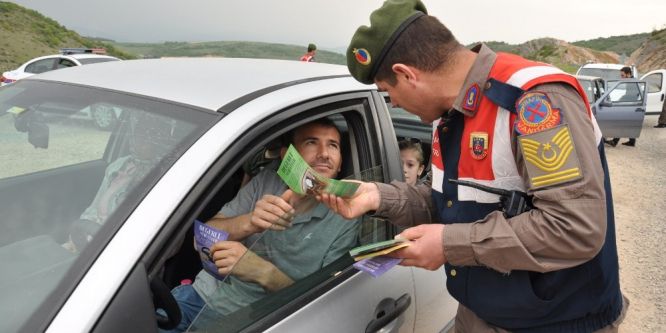 Jandarmadan sürücülere uyarı