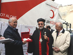 Kızılay’dan Suriye’den kaçan Süryanilere 9 ton gıda yardımı