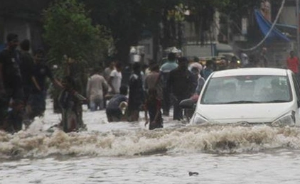 1982'den beri bir günde kaydedilen en yüksek yağış: 15 kişi öldü