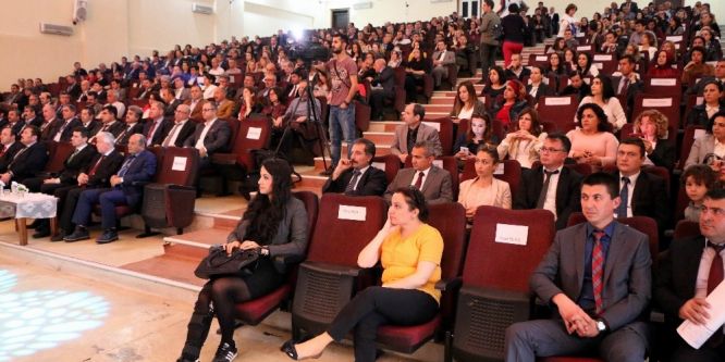 260 öğretmen başarı belgesi aldı