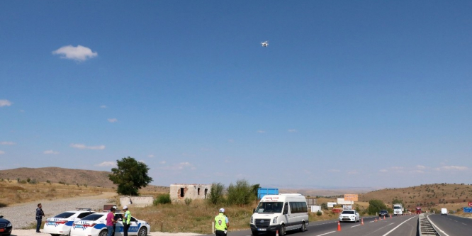 Yozgat’ta bayram trafiğine ’drone’lu denetim