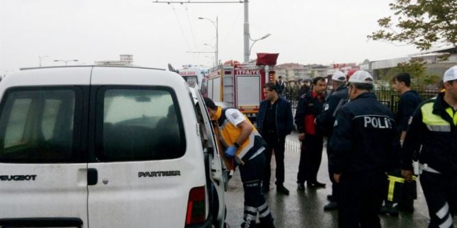 İşçi servisi kaza yaptı: 13 yaralı