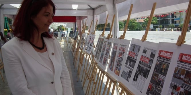 Aydın’da 15 Temmuz Fotoğraf ve Gazete Başlıkları sergisi