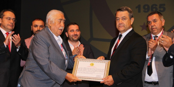 Eskişehirspor’da başnalık krizi çözüldü