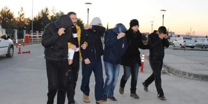 FETÖ’nün imamları gözaltında