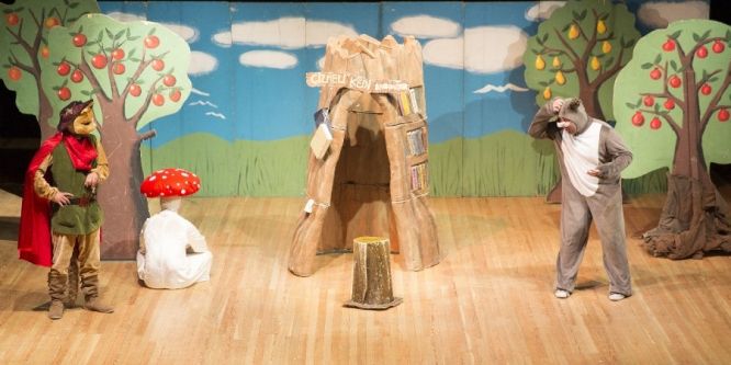 ‘Çizmeli kedi’ Kayseri’de sahnelendi