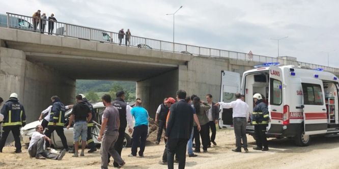 İftara yetişmek isterken üst geçitten uçtular