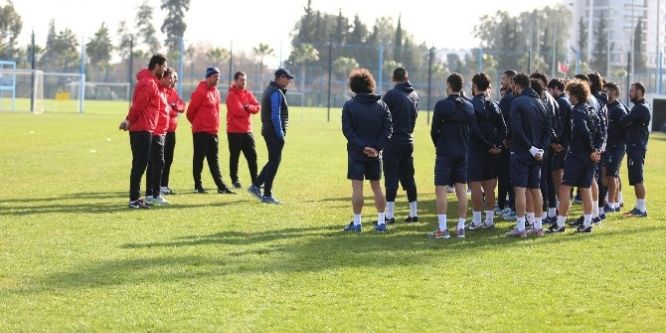 Adana Demirspor’da Denizlispor mesaisi başladı