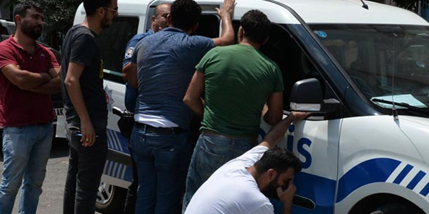 1'nci kattan düşüp hayatını kaybetti! Arkadaşları şoka girdi