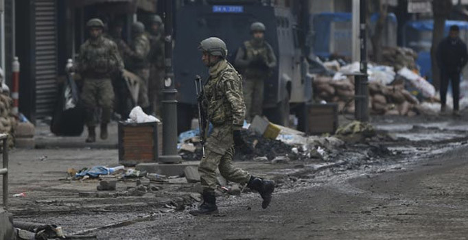 2 Askeri şehit eden 2 PKK'lı ölü ele geçti