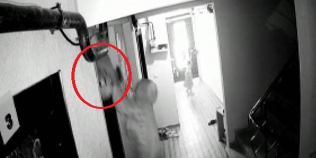 2 aylık bebek asansör boşluğuna düşerek öldü! Facia anı kameraya yansıdı
