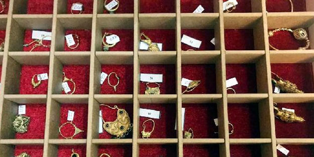 2 bin 395 parça tarihi eseri satmak isterken yakalandılar