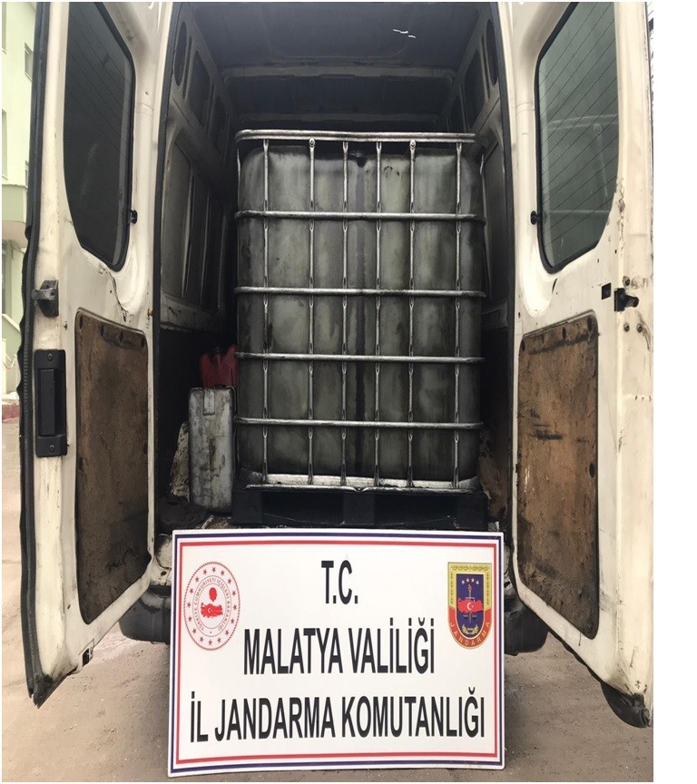 2 bin 500 litre atık madeni yağ ele geçirildi 