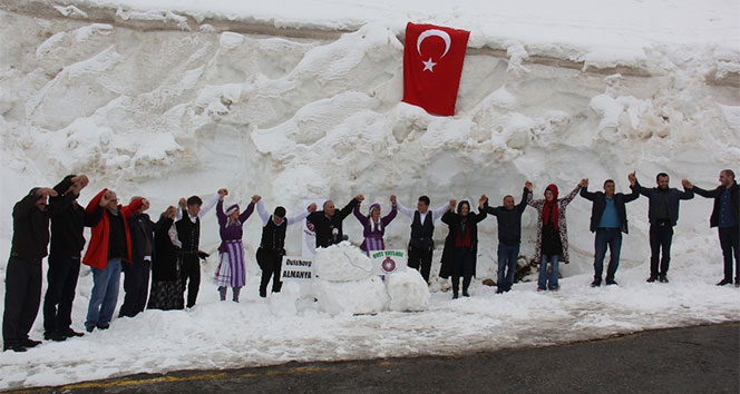 2 bin 640 metrede rekor denemesi