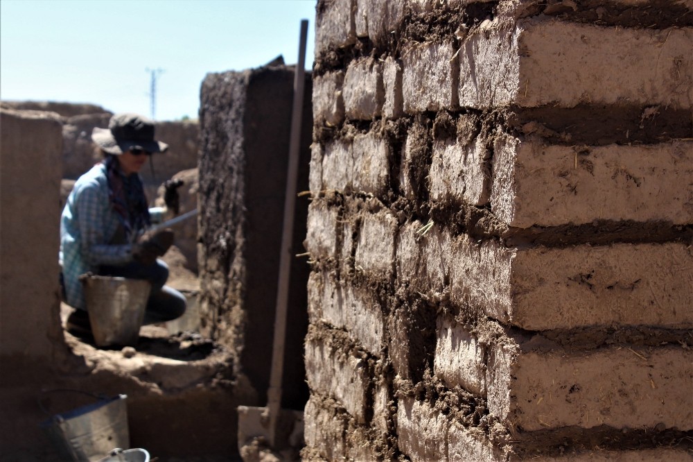 2 bin 700 yıllık Urartu evleri yeniden ayağa kaldırılıyor 