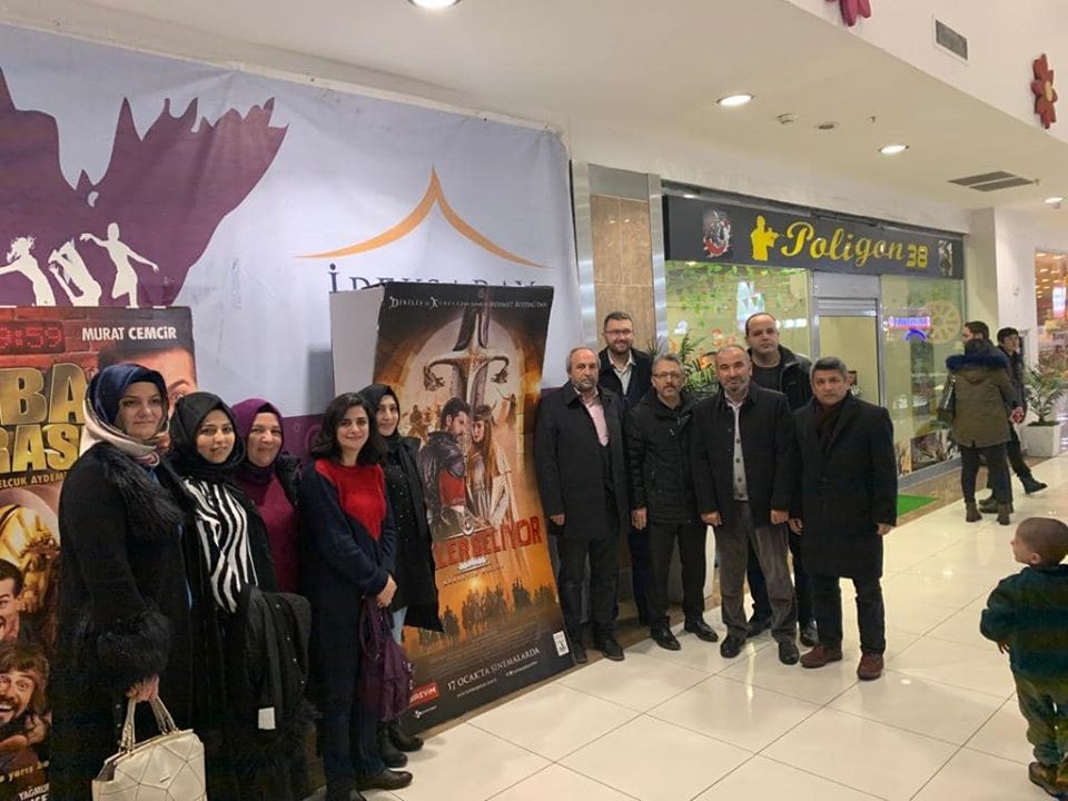 2 bin eğitimci sinema etkinliğinde bir araya geldi 