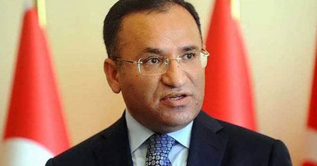 '2 Cezaevi müdürü ve 3 görevli açığa alındı'